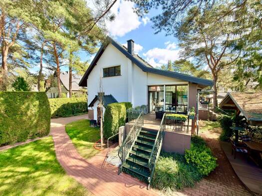 Einfamilienhaus zum Kauf 798.000 € 9 Zimmer 244 m² 702 m² Grundstück Waldesruh Hoppegarten 15366
