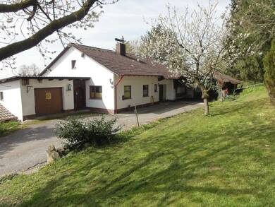 Mehrfamilienhaus zum Kauf provisionsfrei 239.000 € 5 Zimmer 125 m² 1.950 m² Grundstück Wiening 6 Wiening Aicha vorm Wald 94529