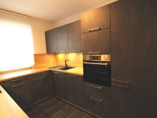 Wohnung zur Miete 945 € 2 Zimmer 70,1 m² frei ab 01.04.2026 Innenstadt Kaiserslautern 67663