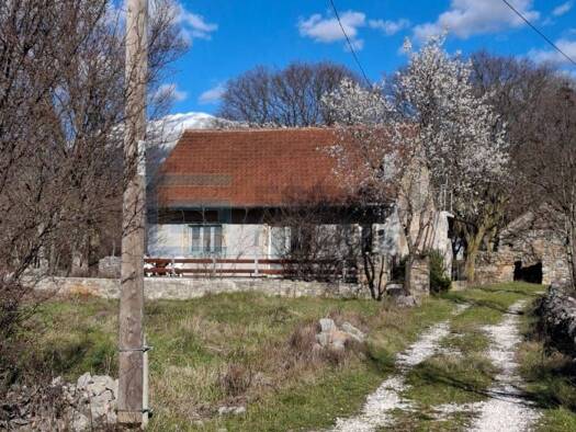 Haus zum Kauf 120.000 € 2 Zimmer 90 m² Knin