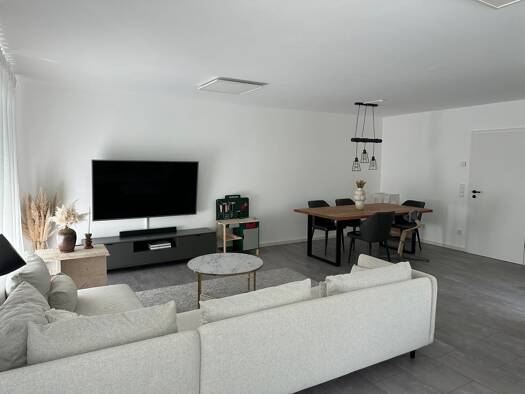Wohnung zur Miete 1.035 € 3 Zimmer 90 m² Geschoss 2/3 frei ab 01.12.2026 Rölsdorf Düren 52355