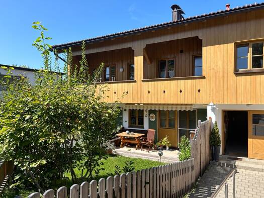 Terrassenwohnung zum Kauf 765.000 € 4 Zimmer 126,3 m² EG Hausham 83734