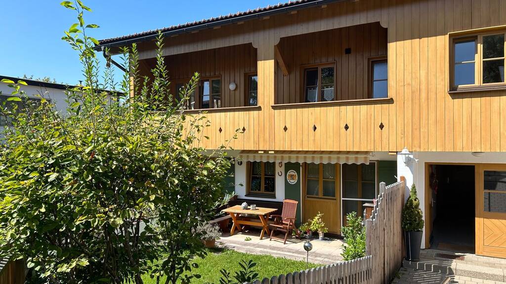 Terrassenwohnung zum Kauf 765.000 € 4 Zimmer 126,3 m² EG Hausham 83734