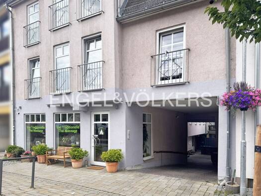 Mehrfamilienhaus zum Kauf 790.000 € 8 Zimmer 225,9 m² 210 m² Grundstück Usingen Usingen 61250