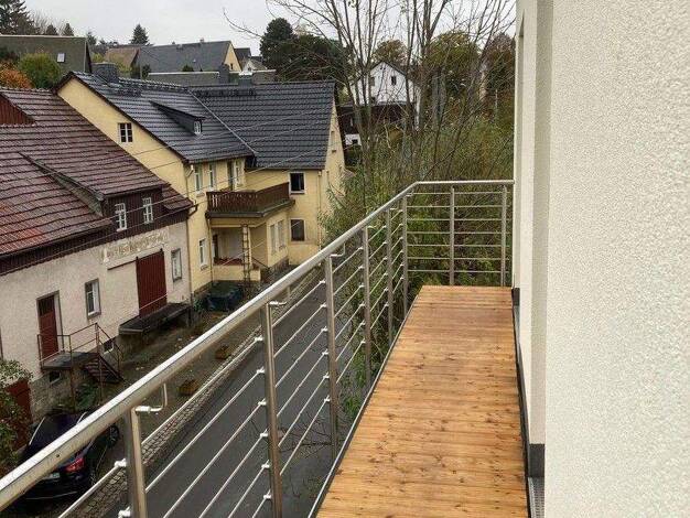 Einfamilienhaus zur Miete - Erstbezug 1.950 € 5,5 Zimmer 155 m² 250 m² Grundstück frei ab 01.05.2026 Am Hang 33 B Dorfhain 01738