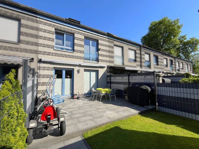Reihenmittelhaus zum Kauf 339.000 € 4,5 Zimmer 114,7 m² 143 m² Grundstück Lirich - Süd Oberhausen 46049