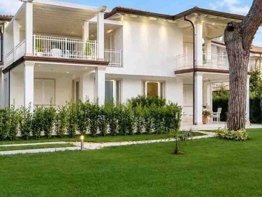 Haus zum Kauf 4.500.000 € 360 m² Forte dei Marmi 55042