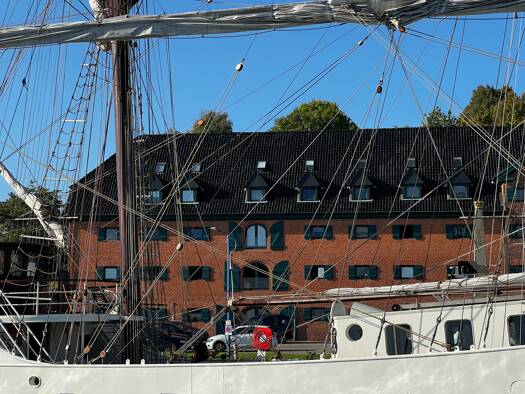 Loft zur Miete 1.050 € 2 Zimmer 66 m² Geschoss 2/3 frei ab 01.01.2026 Kanalstr. 61 Holtenau Kiel 24159