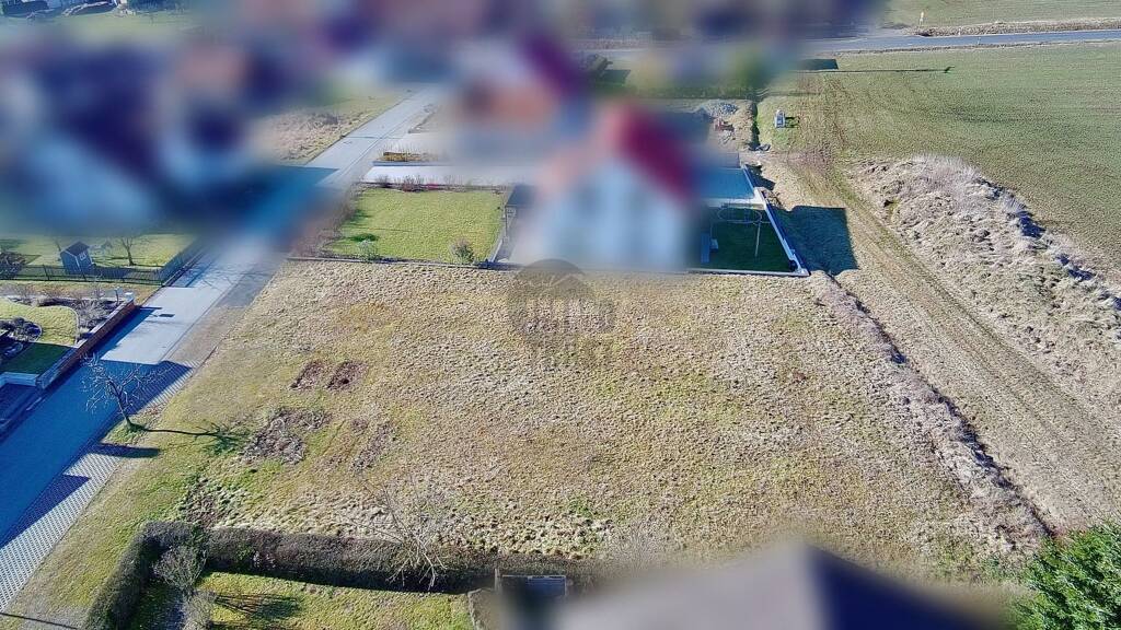 Grundstück zum Kauf 107 € 796 m² Grundstück Geckenau Bastheim / Geckenau 97654