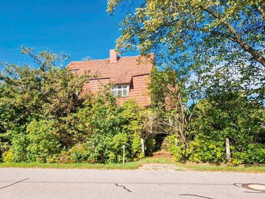 Haus zur Versteigerung 1.000 € 130 m² 1.309 m² Grundstück Nieskyer Straße 32 Jänkendorf Waldhufen 02906