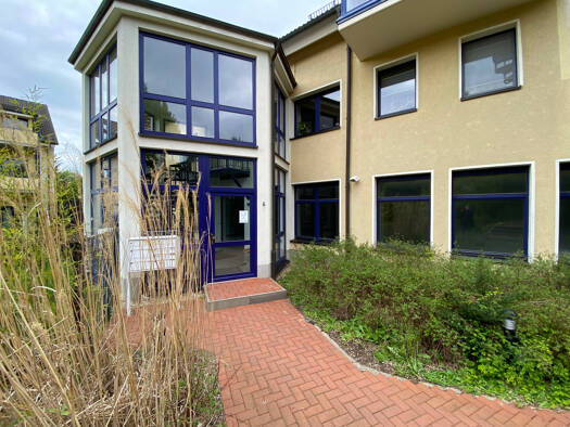 Bürofläche zur Miete provisionsfrei 499 € 129,5 m² Bürofläche Helmsdorfer Straße 6 Oberrothenbach Zwickau 08058