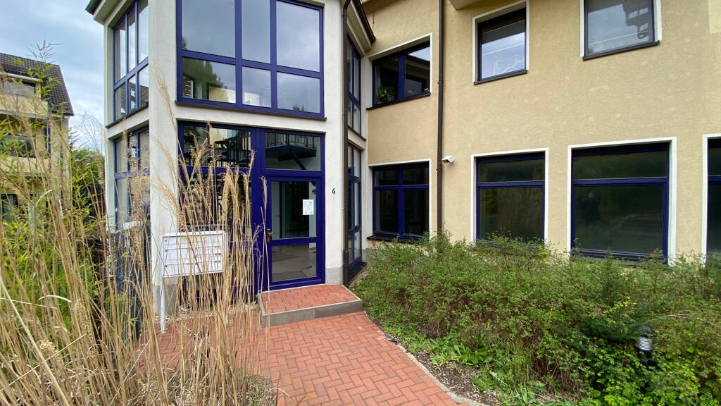 Bürofläche zur Miete provisionsfrei 499 € 129,5 m² Bürofläche Helmsdorfer Straße 6 Oberrothenbach Zwickau 08058