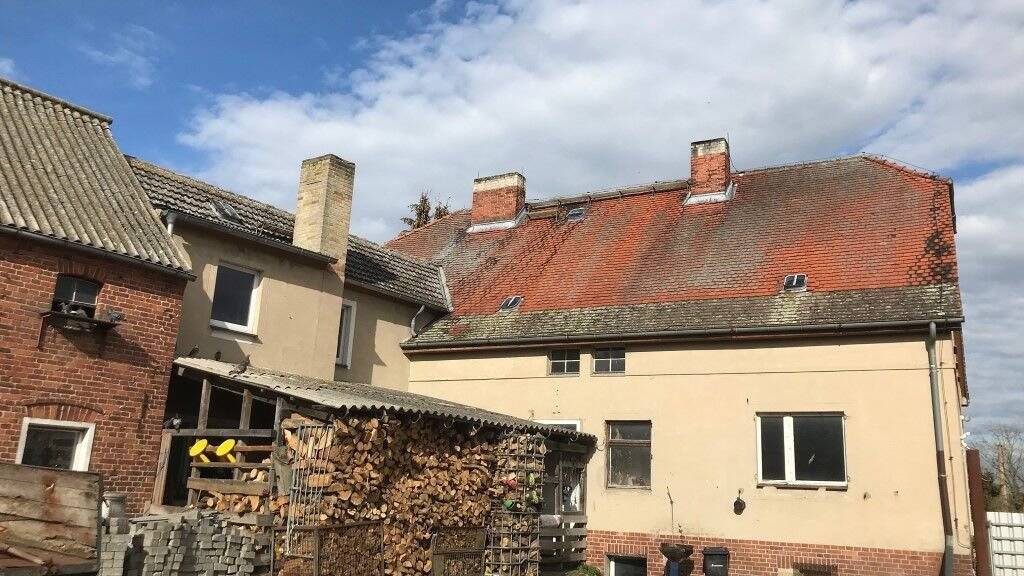 Haus zum Kauf 99.500 € 8 Zimmer 200 m² 2.261 m² Grundstück Klietz 39524