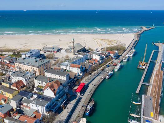 Haus zum Kauf 930.000 € 4 Zimmer 120 m² 116 m² Grundstück Am Strom 113 Seebad Warnemünde Nordwest 1 18119