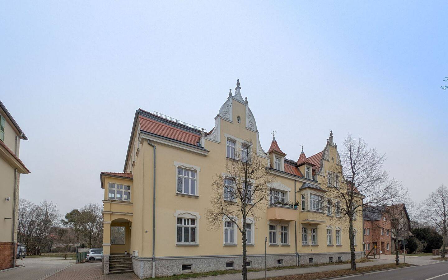 Mehrfamilienhaus zum Kauf - Ansicht 2