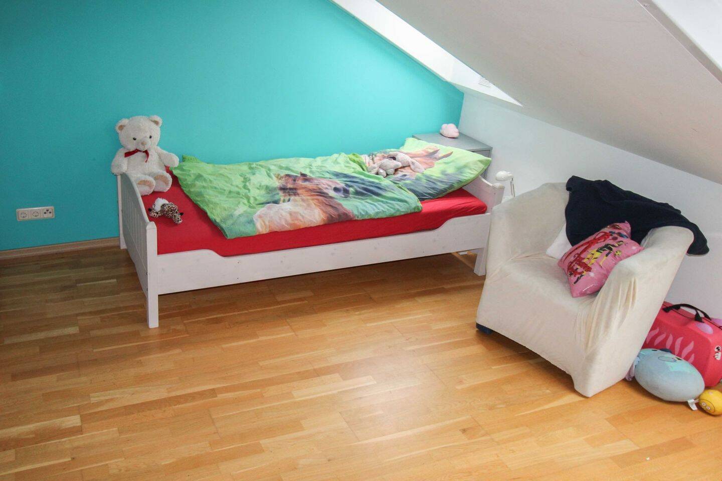 Immobilie in Braunschweig - Großzügiges 8-Zi. Haus plus Bungalow, Wintergarten, Garage, 2 Carports in Braunschweig Weststadt - Bild 1