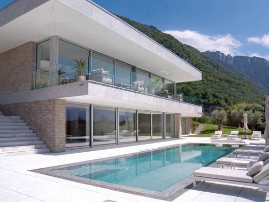 Villa zum Kauf 5 Zimmer 560 m² 1.562 m² Grundstück Quai Alfred Chatelanat 10  1820 Veytaux  Switzerla Veytaux 1820