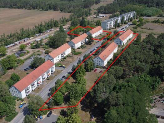 Grundstück zum Kauf 900.000 € 10.650 m² Grundstück Ernst-Thälmann-Straße 22-32 Neuhardenberg 15320