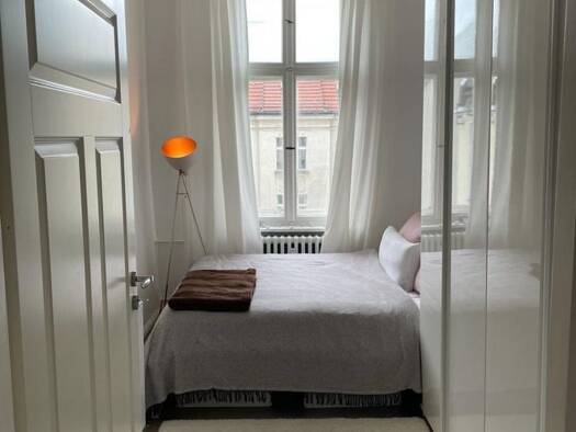 Wohnung zur Miete 1.000 € 2 Zimmer 47 m² frei ab 18.12.2025 Charlottenburg Berlin 14059