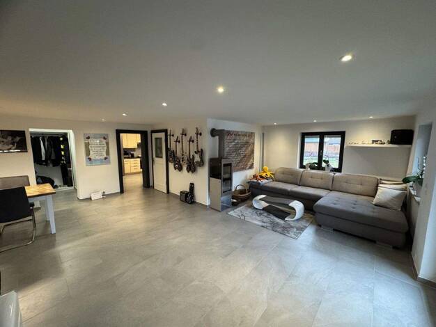 Maisonette zum Kauf provisionsfrei 689.000 € 4 Zimmer 144,3 m² EG Aiblingerstraße 6 Götting Bruckmühl 83052