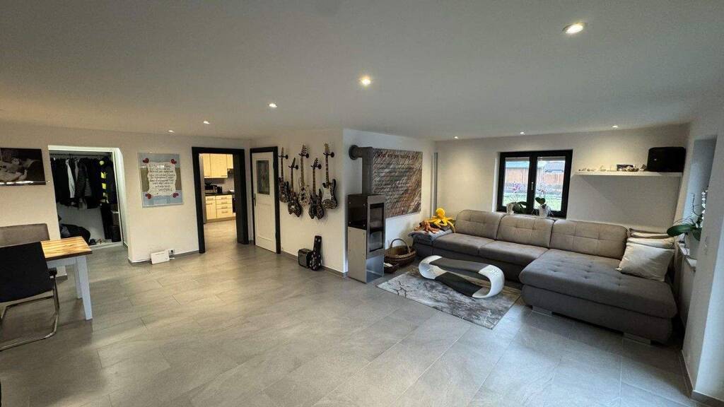 Maisonette zum Kauf provisionsfrei 689.000 € 4 Zimmer 144,3 m² EG Aiblingerstraße 6 Götting Bruckmühl 83052