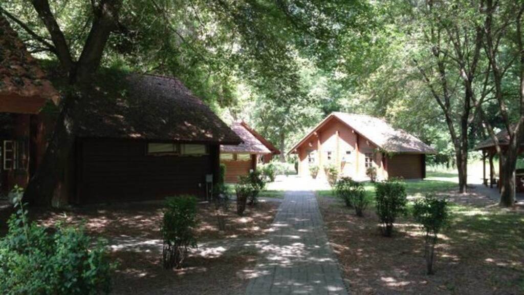 Haus zum Kauf 750.000 € 1 Zimmer 1 m² 49.500 m² Grundstück Szekszard 7100