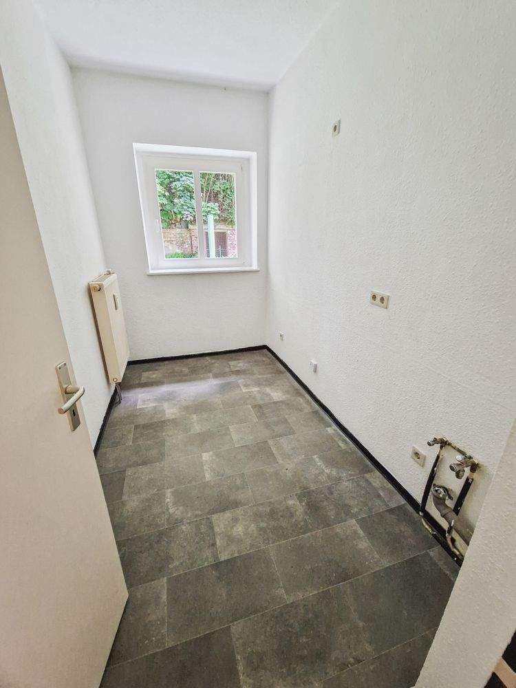 Immobilie in Sebnitz - +Reizvolle 2-Raum-Wohnung mit Stellplatz & Zentrumslage im Erholungsort Sebnitz!+ - Bild 2