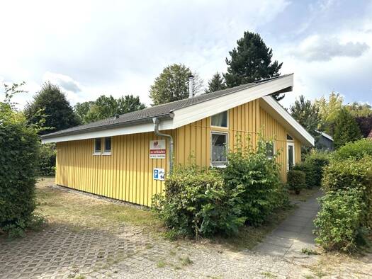 Haus zum Kauf 209.000 € 3 Zimmer 77 m² 484 m² Grundstück Granzow Mirow 17252