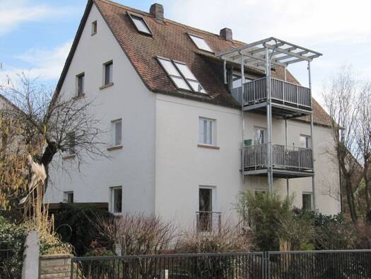 Maisonette zur Miete 850 € 2,5 Zimmer 81 m² Geschoss 2/3 frei ab 01.12.2026 Mannhof Fürth 90765