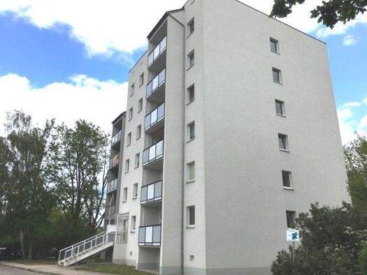 Wohnung zur Miete 245 € 1 Zimmer 33,9 m² 1. Geschoss frei ab 01.02.2026 Helmut-Kohl-Straße 61 Innenstadt Dessau-Roßlau 06842