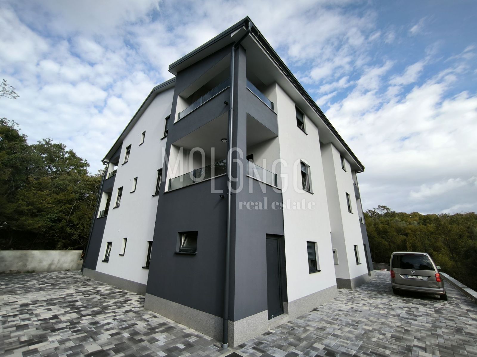 Wohnung zum Kauf 225.000 € 3 Zimmer 71 m²<br/>Wohnfläche 2.<br/>Geschoss Hlapa