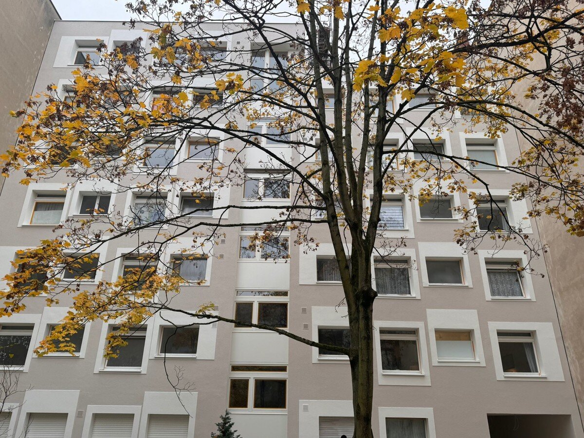 Wohnung zum Kauf 595.730 € 4 Zimmer 91,5 m²<br/>Wohnfläche 3.<br/>Geschoss ab sofort<br/>Verfügbarkeit Charlottenburg Berlin 10625