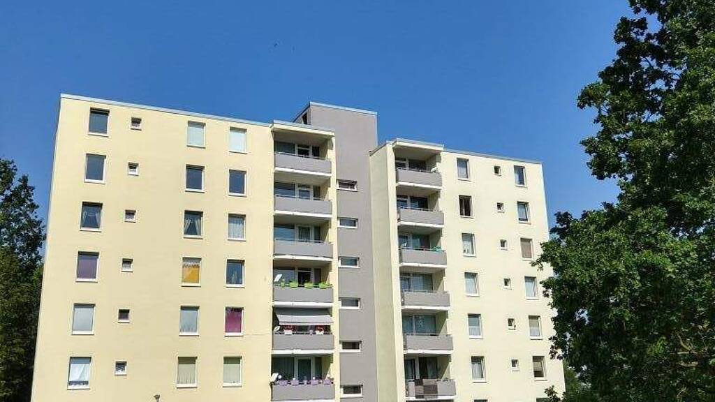 Wohnung zur Miete 629 € 3 Zimmer 77,2 m² 2. Geschoss frei ab 13.03.2026 Ehrenhainstraße 120 Vohwinkel Wuppertal 42329