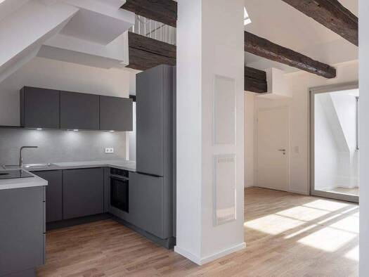 Wohnung zur Miete 985 € 2 Zimmer 78,9 m² 2. Geschoss frei ab 01.03.2026 Fürstenberg/Havel 16798