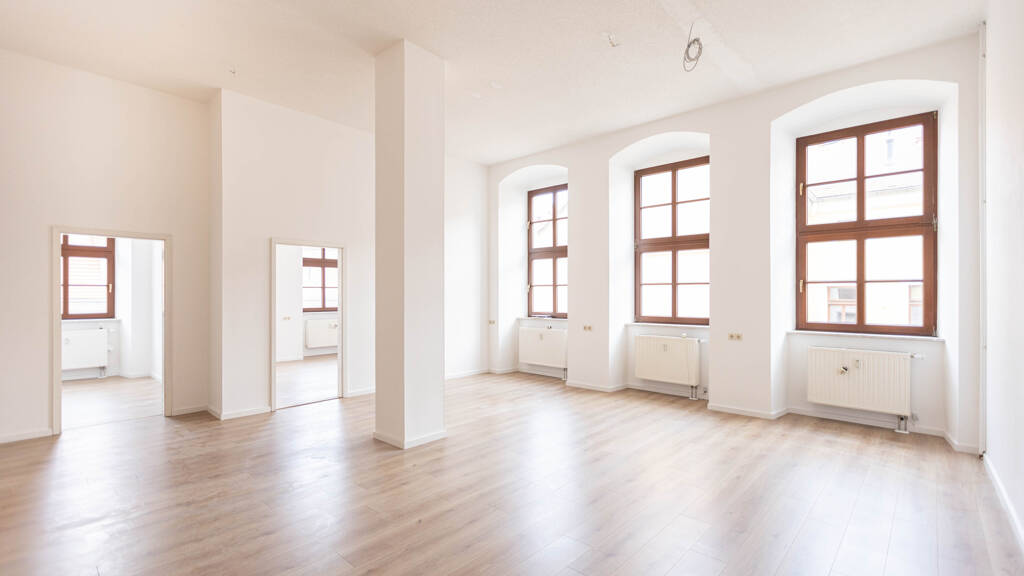 WG-Zimmer zur Miete 660 € 4 Zimmer 110 m² 1. Geschoss Johannisstraße 2 Löbau 02708