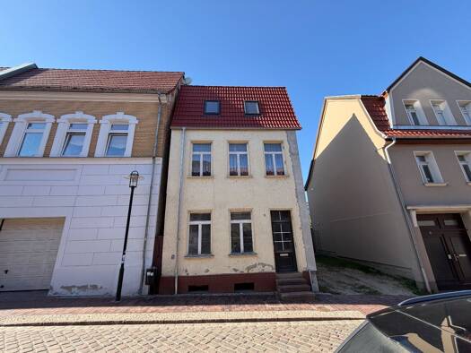 Einfamilienhaus zum Kauf 49.000 € 6 Zimmer 200 m² 193 m² Grundstück Malchin Malchin 17139