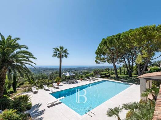 Haus zum Kauf 5.950.000 € 460 m² 17.296 m² Grundstück Sainte Anne Vence 06140