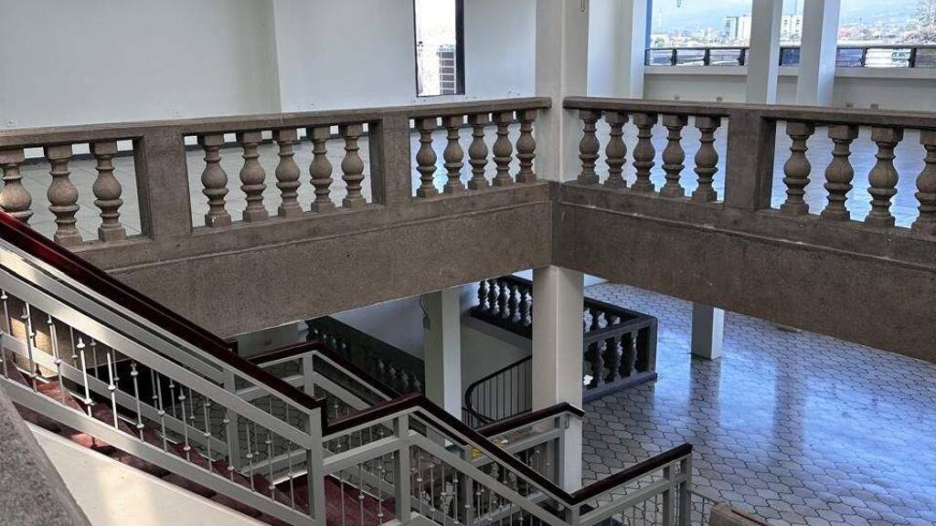 Bürogebäude zum Kauf als Kapitalanlage geeignet 1.003.184 € 858 m² 286 m² Grundstück Avenida 11 San José