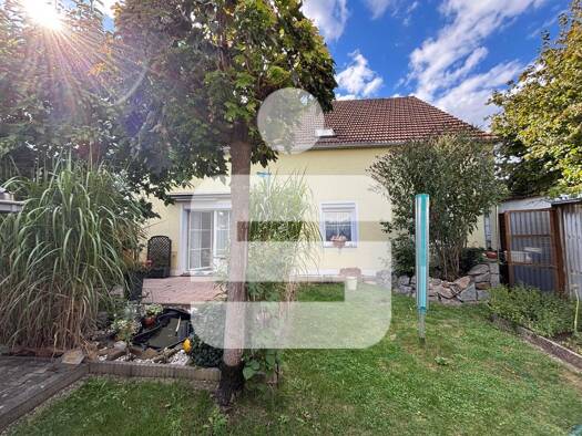 Einfamilienhaus zum Kauf 335.000 € 3 Zimmer 90 m² 297 m² Grundstück Schwandorf Schwandorf 92421