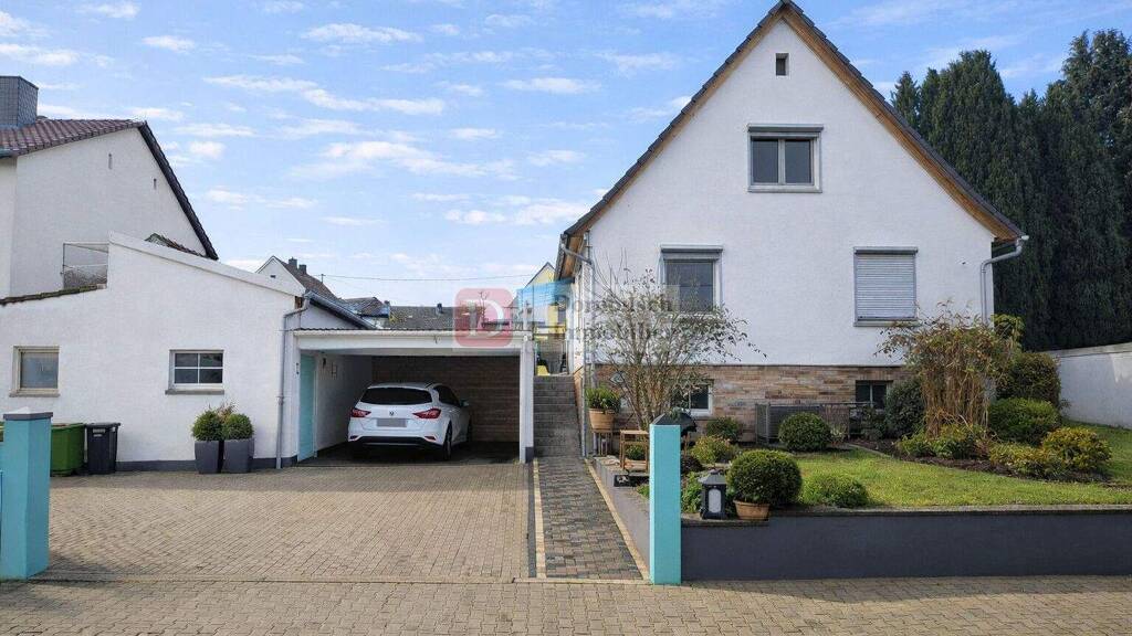 Einfamilienhaus zum Kauf 449.000 € 5 Zimmer 108 m² 699 m² Grundstück frei ab sofort Himbacher Straße 4 Eckartshausen Büdingen 63654