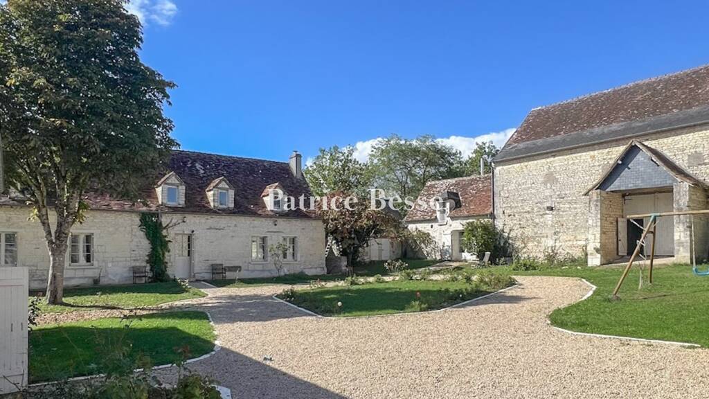 Bauernhaus zum Kauf 851.000 € 10 Zimmer 295 m² 91.468 m² Grundstück Sainte-Maure-de-Touraine 37800