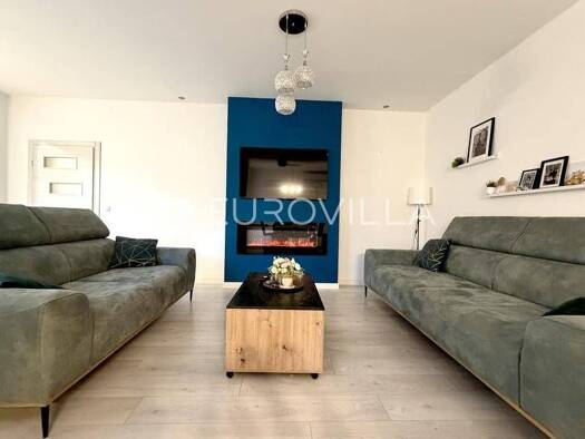 Haus zum Kauf 230.000 € 3 Zimmer 250 m² Dakovo Đakovo