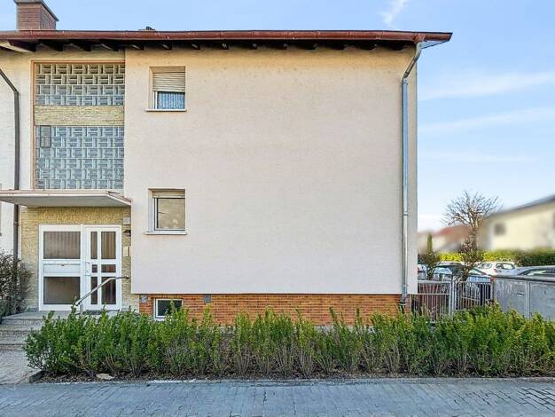Mehrfamilienhaus zum Kauf 535.000 € 8 Zimmer 259,2 m² 406 m² Grundstück Bischofsheim Maintal 63477