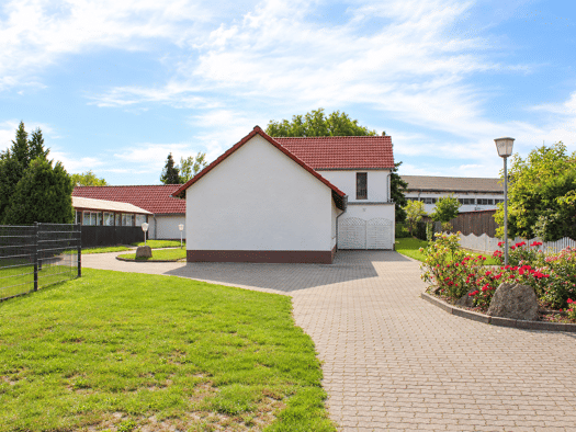 Einfamilienhaus zum Kauf 149.000 € 5 Zimmer 260 m² 3.222 m² Grundstück frei ab sofort Schöna Cavertitz 04758