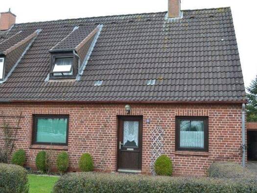 Doppelhaushälfte zum Kauf 139.000 € 4 Zimmer 100 m² 766 m² Grundstück Tönning 25832