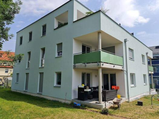 Terrassenwohnung zur Miete 1.140 € 4 Zimmer 108,5 m² frei ab 01.04.2026 Limbach-Oberfrohna 09212