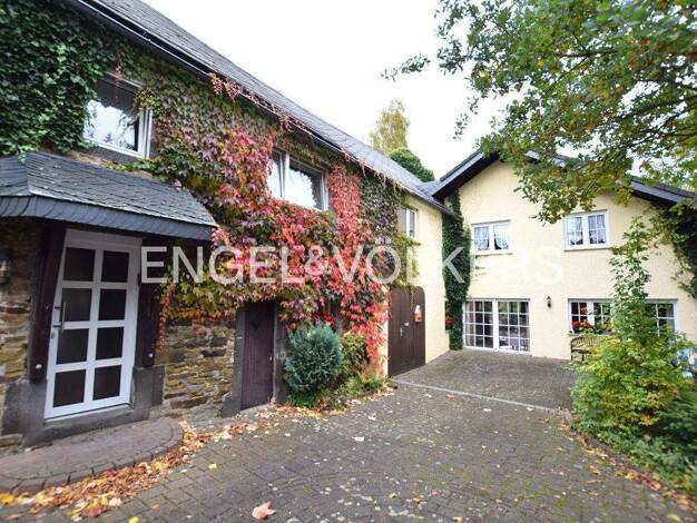 Haus zum Kauf 570.000 € 11 Zimmer Weiler 56729