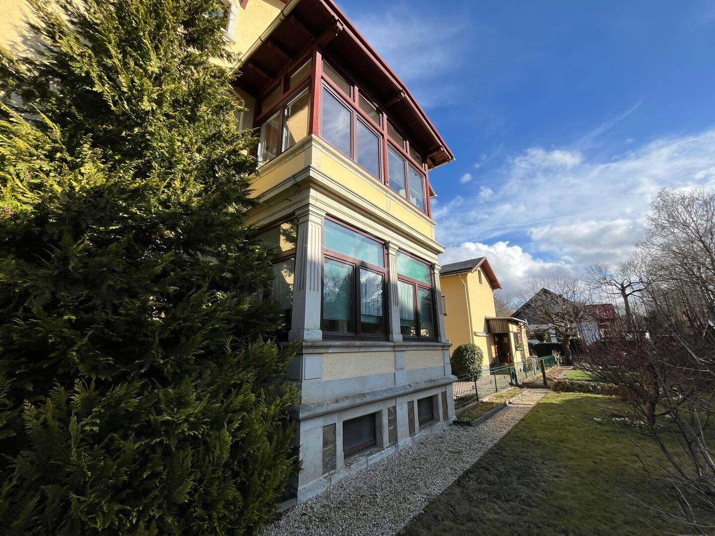 Property thumbnail 3