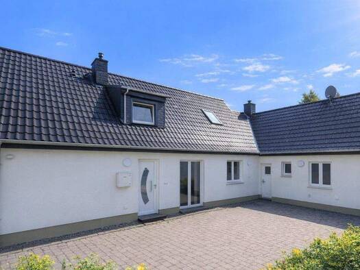 Doppelhaushälfte zum Kauf 495.000 € 6 Zimmer 122 m² 1.270 m² Grundstück frei ab sofort Elmschenhagen-Süd Elmschenhagen 24146