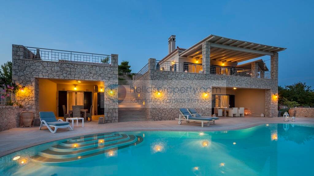 Villa zum Kauf 1.400.000 € 8 Zimmer 250 m² 2.000 m² Grundstück Porto Heli 21300